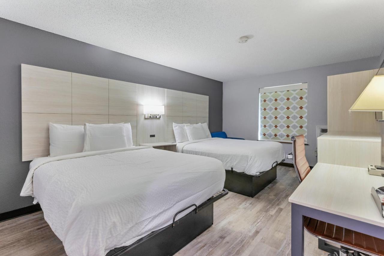 Days Inn By Wyndham Savannah Gateway I-95 乔治敦 外观 照片