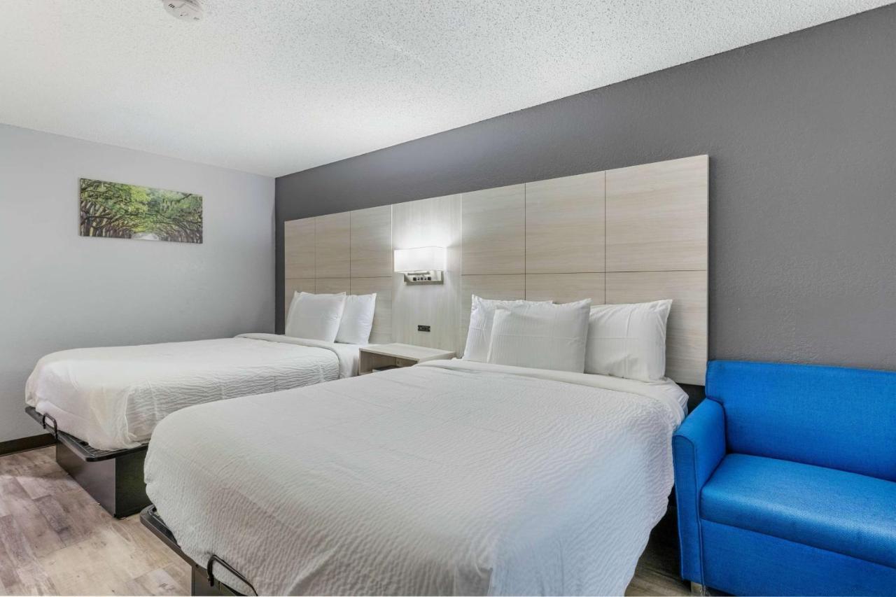 Days Inn By Wyndham Savannah Gateway I-95 乔治敦 外观 照片
