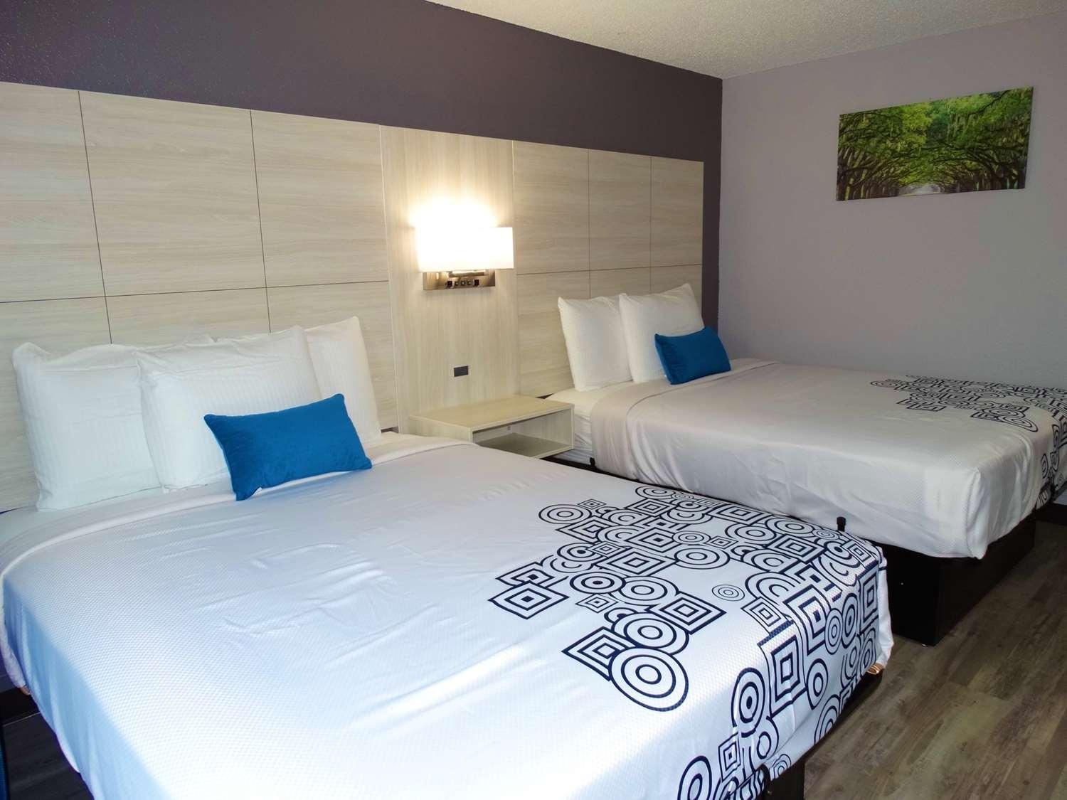 Days Inn By Wyndham Savannah Gateway I-95 乔治敦 外观 照片